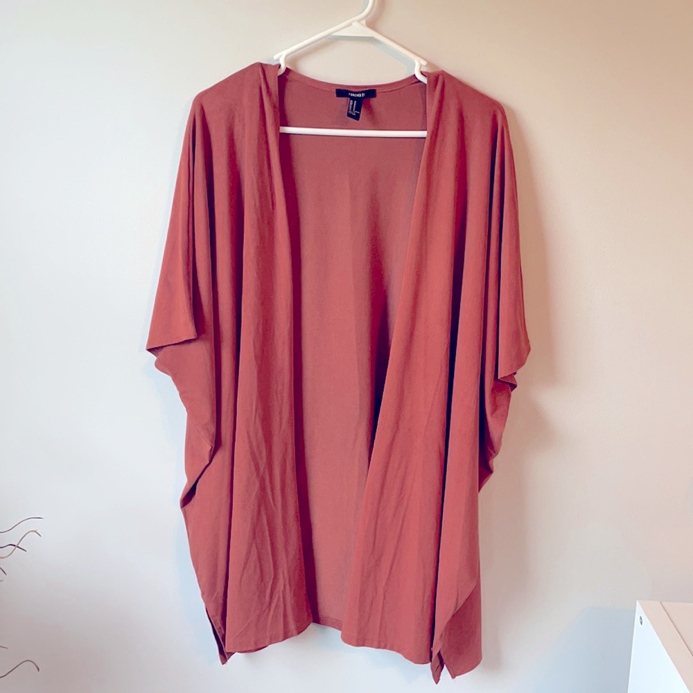 Rustic short sleeve cardigan.